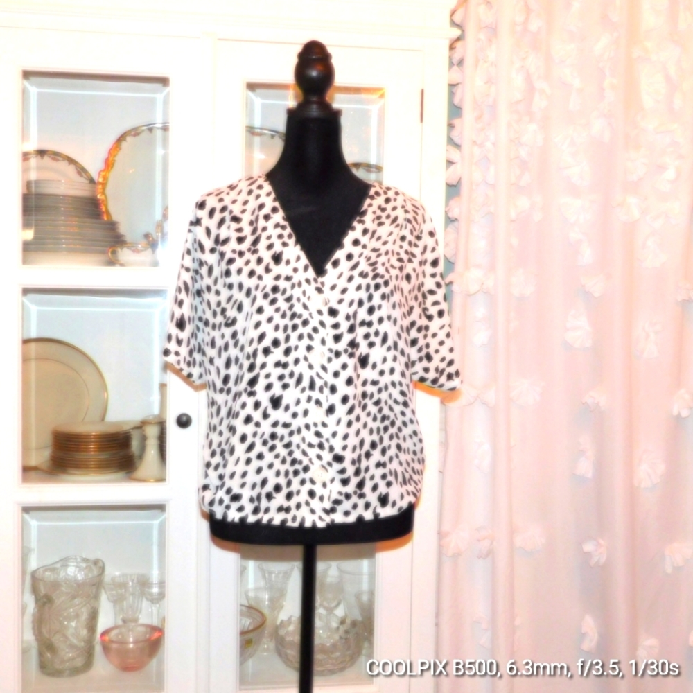 Express blouse Sz Small petite Gorgeous